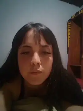 lucylovles online show from April 5, 12:19 am