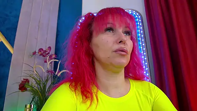 Foxxxy MILF online show from February 25, 4:55 am