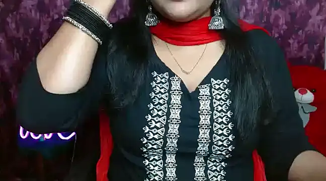 Snapshot of Naughty_Ayesha1 chatting on December 12, 6:03 am Naughty Ayesha1 online show from December 12, 6:03 am