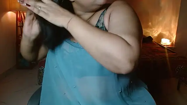 Snapshot of Naughty_Ayesha1 chatting on July 14, 6:29 am Naughty Ayesha1 online show from July 14, 6:29 am