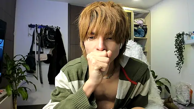 Snapshot of santy-kitty chatting on March 13, 3:22 am santy-kitty online show from March 13, 3:22 am