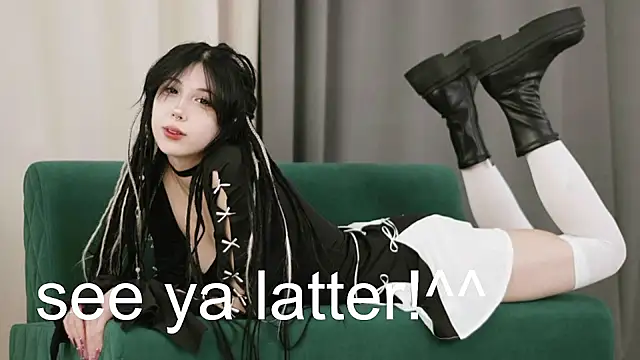 Snapshot of MoriHorri chatting on December 14, 4:56 am MoriHorri online show from December 14, 4:56 am