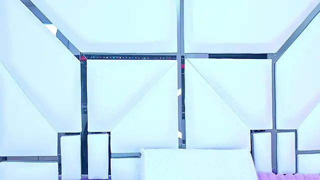 Snapshot of AlliciaKim chatting on February 20, 11:54 am AlliciaKim online show from February 20, 11:54 am