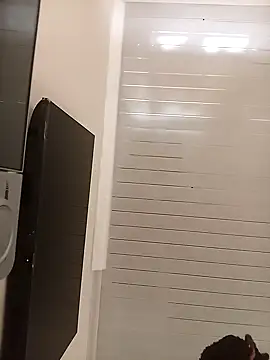 Snapshot of 02Boitybaby chatting on January 9, 8:13 am 02Boitybaby online show from January 9, 8:13 am