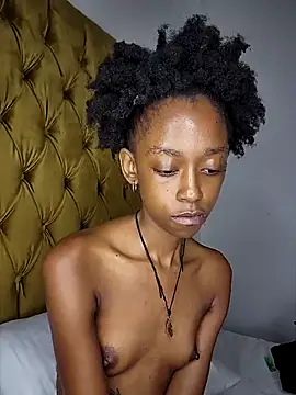 Snapshot of 02Boitybaby chatting on February 21, 4:26 pm 02Boitybaby online show from February 21, 4:26 pm