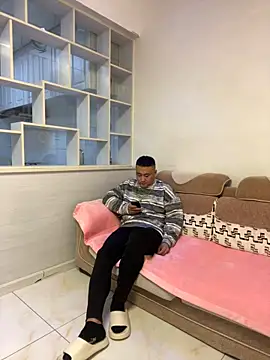 ShaoZian 1 online show from October 10, 9:52 am