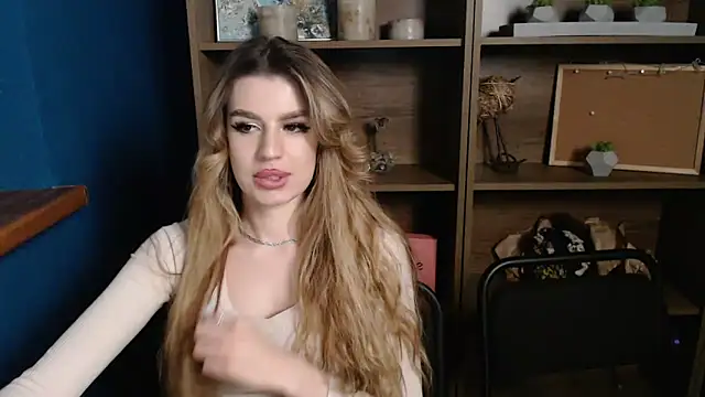 Snapshot of Your_Jessy chatting on December 18, 11:51 pm Your Jessy online show from December 18, 11:51 pm