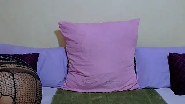 DiamondLuv29 online show from January 19, 11:58 am