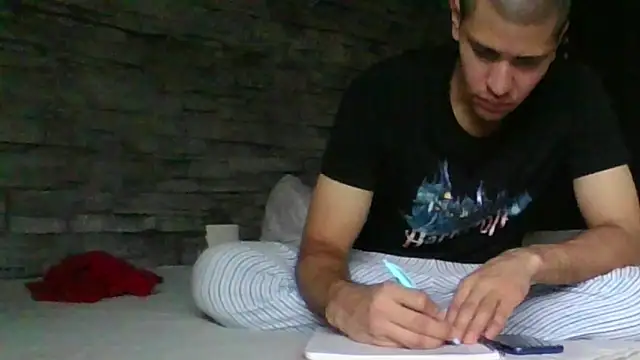 Sexylatin64 online show from April 17, 12:41 pm