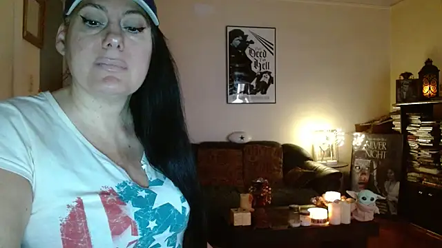 mandaloriangirls online show from January 6, 6:00 pm