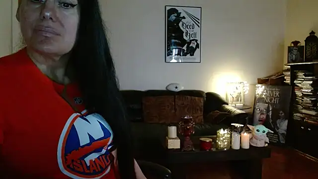 mandaloriangirls online show from February 3, 6:35 pm