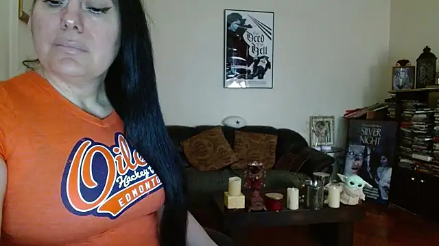 mandaloriangirls online show from April 8, 5:24 pm