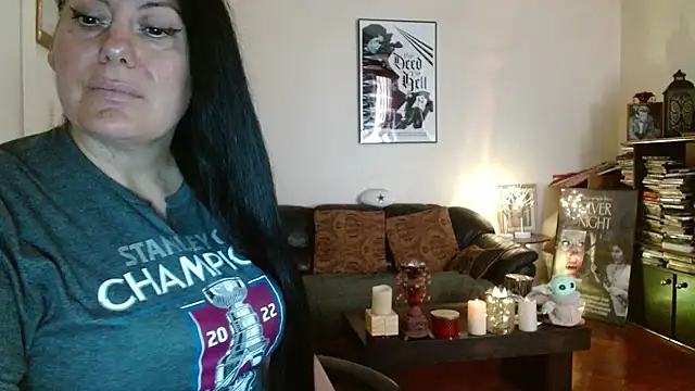 mandaloriangirls online show from May 29, 4:05 pm