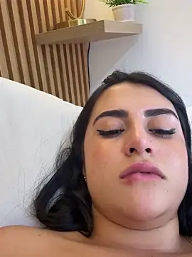 anniemorgan01 online show from January 21, 10:30 am