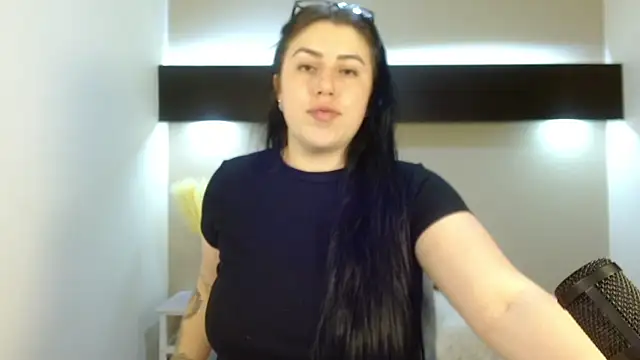 Snapshot of Bantonia chatting on March 15, 12:36 am Bantonia online show from March 15, 12:36 am