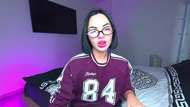 AddictedSabi online show from February 9, 6:01 pm