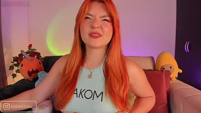 DAKOTA LOVEE online show from May 6, 4:30 am