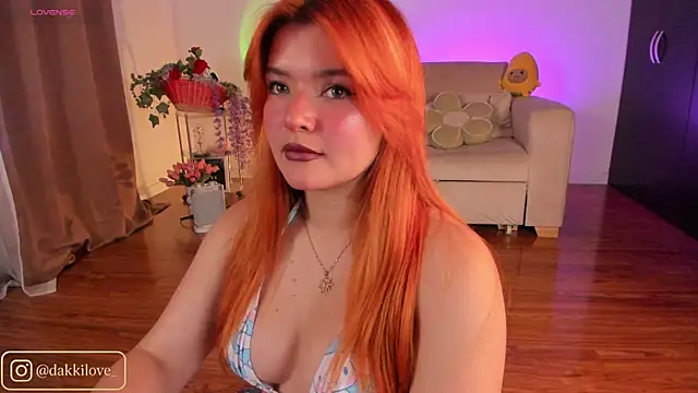 DAKOTA LOVEE online show from May 22, 3:02 am