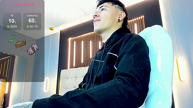 Lobo 17  online show from February 26, 3:38 am