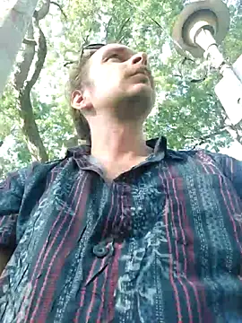 Snapshot of QcMisterv13 chatting on July 12, 11:56 am QcMisterv13 online show from July 12, 11:56 am