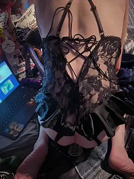 LoveButtFuckin online show from June 15, 9:44 am
