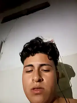 Snapshot of juanpr_1-15 chatting on November 21, 11:36 pm juanpr 1-15 online show from November 21, 11:36 pm