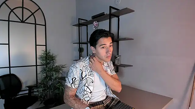 Andy Joy  online show from November 26, 11:44 am