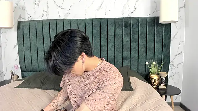 Snapshot of Andy_Joy_ chatting on April 30, 11:16 am Andy Joy online show from April 30, 11:16 am