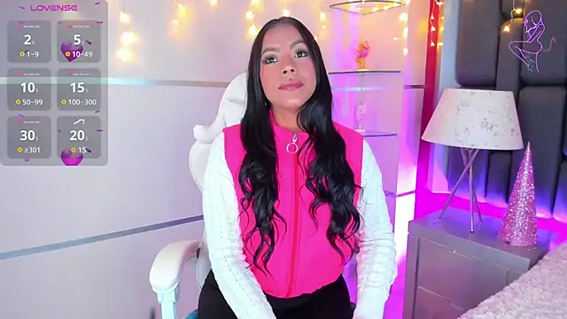 Snapshot of Amber_villalobos_ chatting on December 18, 3:58 am Amber villalobos online show from December 18, 3:58 am