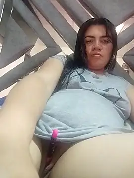 Snapshot of naughty-sharlot chatting on March 29, 11:38 pm naughty-sharlot online show from March 29, 11:38 pm