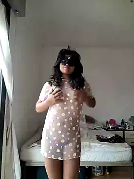 Snapshot of Bella_Luna18 chatting on January 8, 2:56 pm Bella Luna18 online show from January 8, 2:56 pm