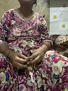 Snapshot of Tameesh_sexy_mistress chatting on July 13, 10:29 am Tameesh sexy mistress online show from July 13, 10:29 am