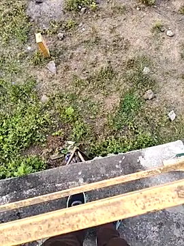 Ishan003 online show from April 4, 10:57 am