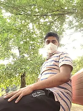 Ishan003 online show from April 30, 2:51 am
