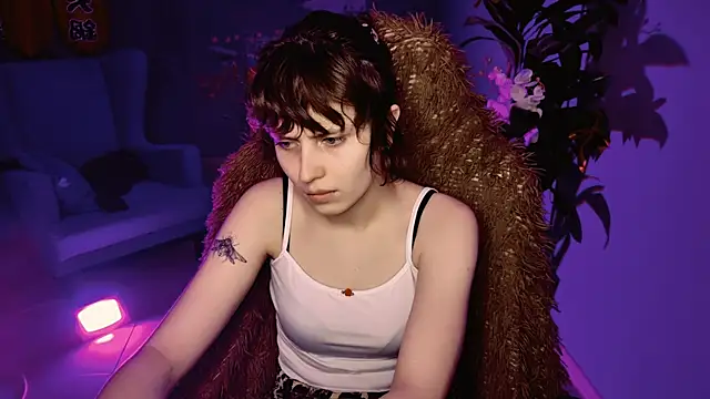 LolaAsmus online show from April 28, 12:54 pm