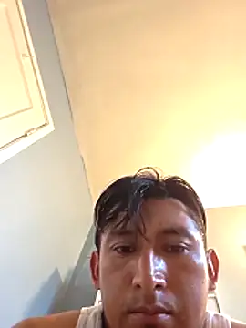 Snapshot of Jovende28 chatting on October 28, 12:03 am Jovende28 online show from October 28, 12:03 am