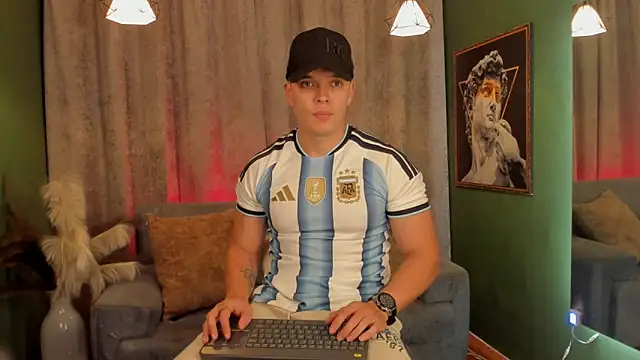 Snapshot of Jake_Tylerr_ chatting on June 22, 7:33 pm Jake Tylerr online show from June 22, 7:33 pm