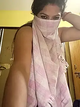 Snapshot of Babydoll_18 chatting on February 1, 9:54 am Babydoll 18 online show from February 1, 9:54 am