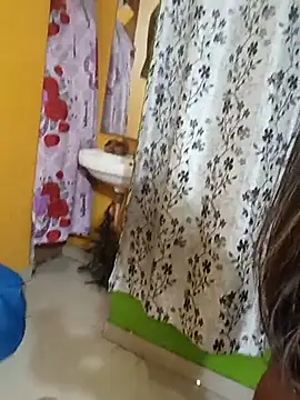 Snapshot of Babydoll_18 chatting on March 19, 9:48 pm Babydoll 18 online show from March 19, 9:48 pm