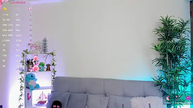 Snapshot of natty_romanof_18 chatting on February 4, 12:33 pm natty romanof 18 online show from February 4, 12:33 pm