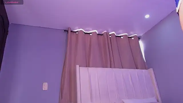 Shenoa1 online show from November 15, 1:29 pm