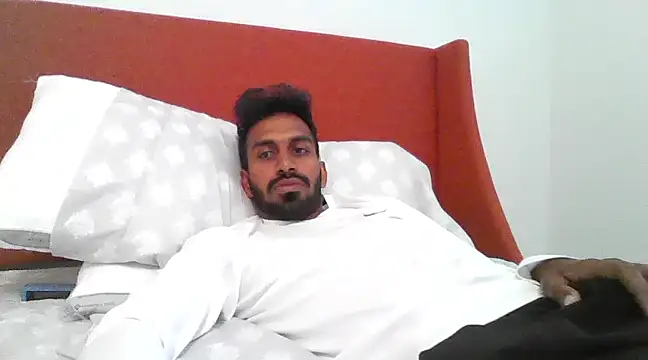 Snapshot of skinny__boy__ chatting on February 25, 9:02 pm skinny boy online show from February 25, 9:02 pm