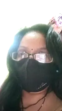 Snapshot of heenage chatting on December 31, 10:04 am heenage online show from December 31, 10:04 am