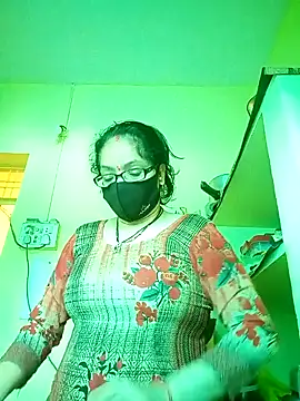 Snapshot of heenage chatting on January 15, 6:33 am heenage online show from January 15, 6:33 am