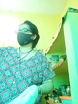 Snapshot of heenage chatting on March 18, 5:52 am heenage online show from March 18, 5:52 am