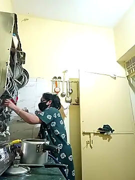 Snapshot of heenage chatting on March 20, 2:53 pm heenage online show from March 20, 2:53 pm