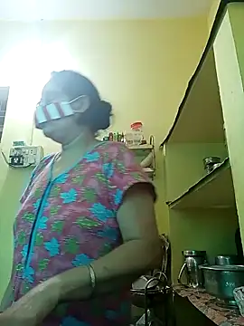 Snapshot of heenage chatting on October 31, 8:26 am heenage online show from October 31, 8:26 am