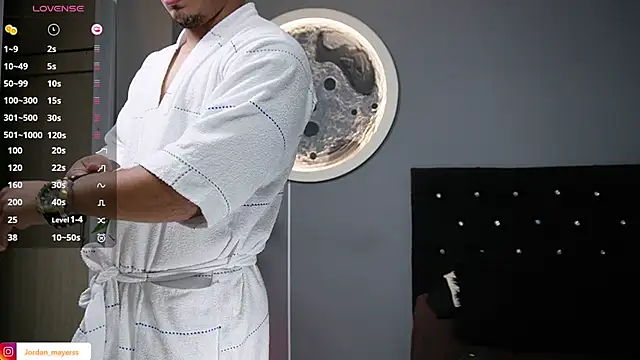 jordan mayers02 online show from February 16, 9:05 am