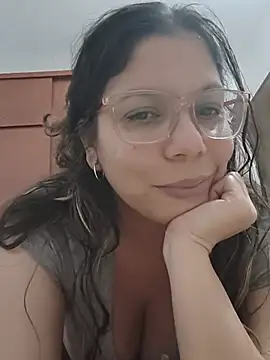 Snapshot of Carliina_Soussa chatting on July 8, 11:31 pm Carliina Soussa online show from July 8, 11:31 pm