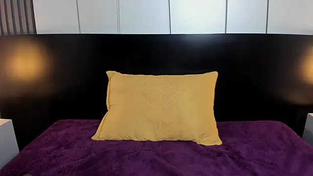 Snapshot of liz_goth chatting on January 12, 12:33 pm liz goth online show from January 12, 12:33 pm